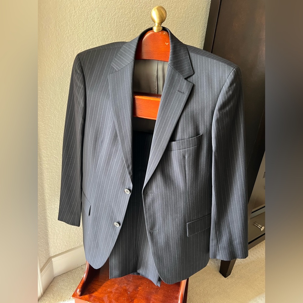 40R x 35 Boss Blue Pinstripe Suit
